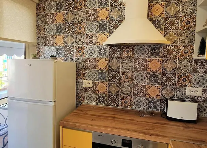 2v1 - 21 Dhjetori Sg * Τίρανα